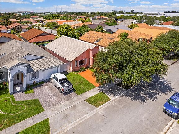 4th image of 8790 NW 142nd St