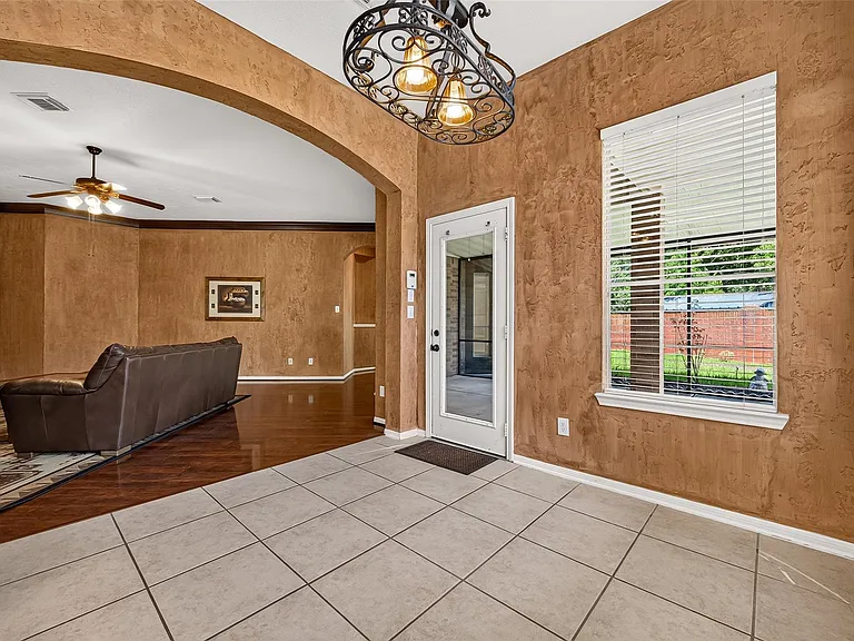 6323 Echo Lakes Ln — Photo 15