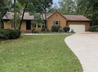 102 Riverbend Rd, Jacksonville, NC 28540