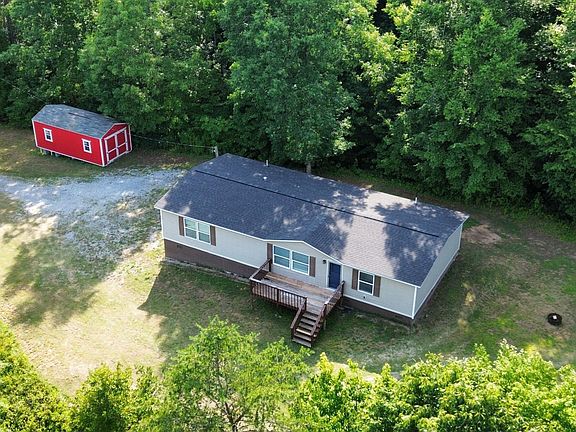 3rd image of 629 Yarnell Rd