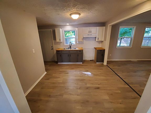 4th image of 6616 W Loretta Dr