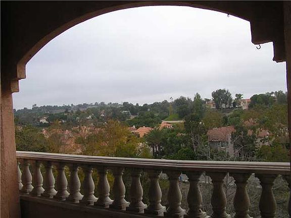2nd image of 3511 Cameo Dr Unit 77
