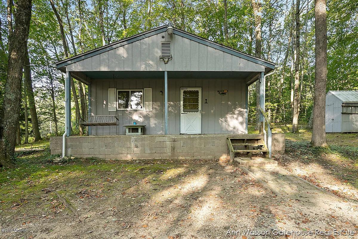 924 W Lynn St photo 1
