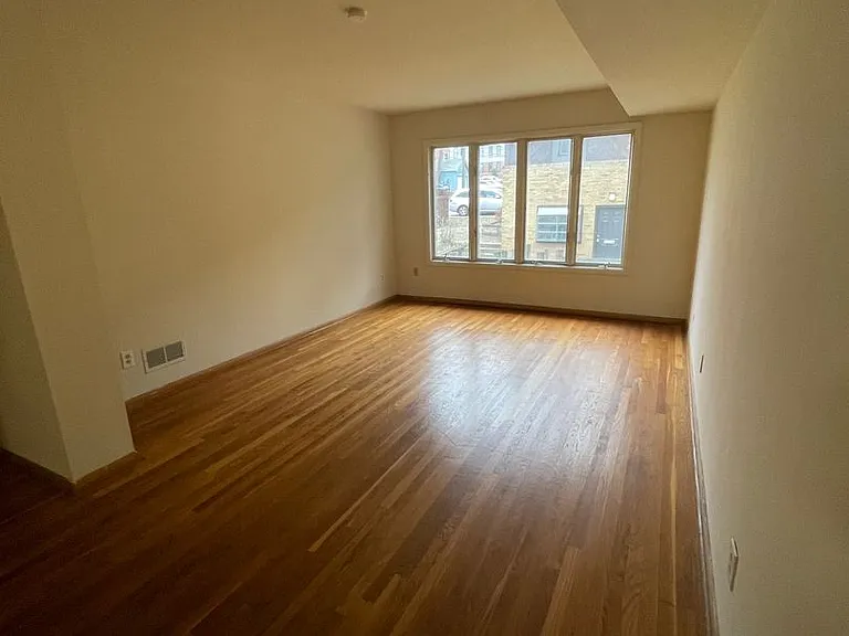 70 W Northwood Ave — Photo 49