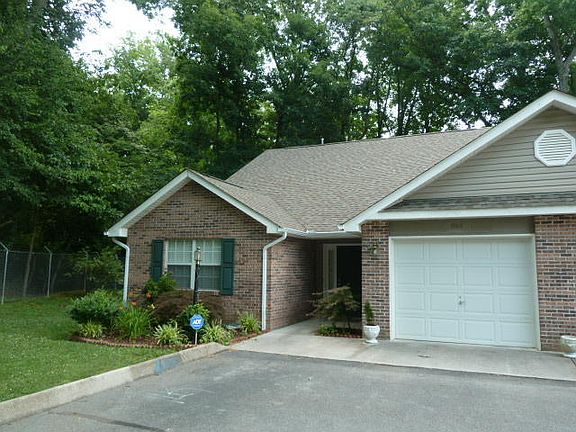 2nd image of 3944 Valley Creek Way