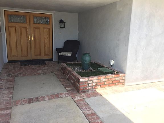 Front Door / Courtyard