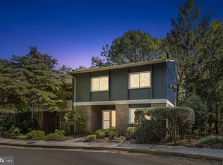 11346 Orchard Ln, Reston, VA 20190