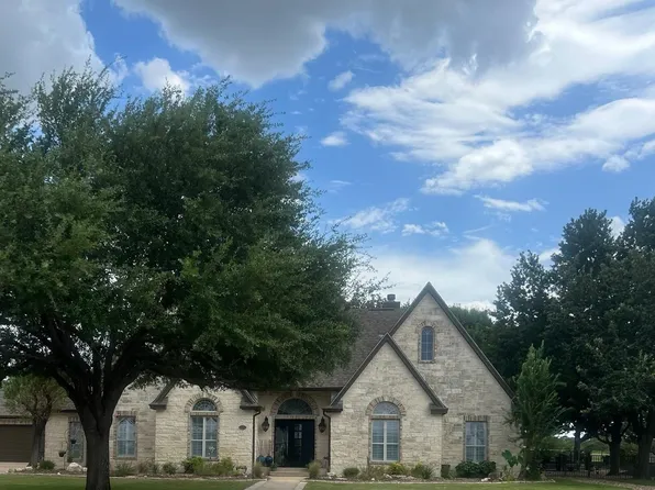 408 Legends Parkway, Kingsland, TX 78639