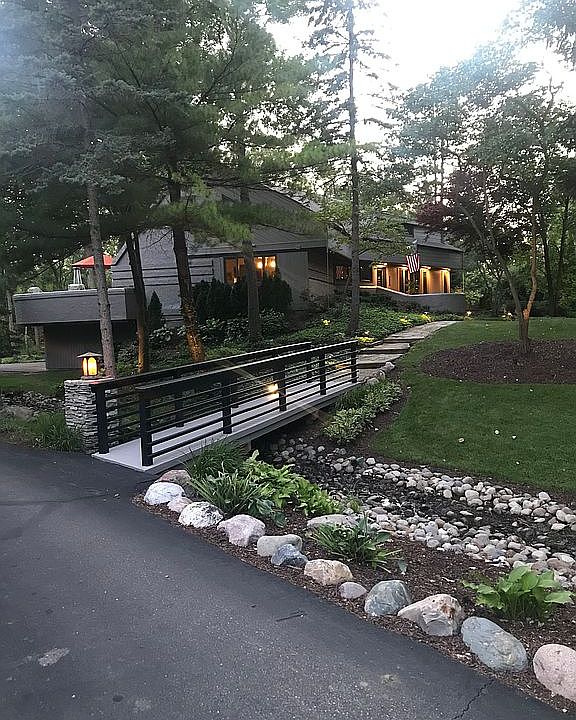 1st image of 3580 Brookside Dr