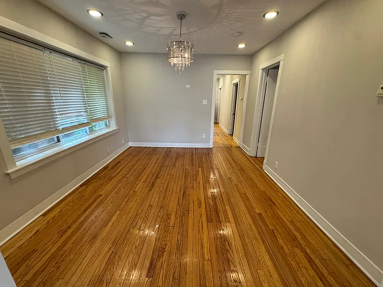 1444 Maple Ave #1A — Photo 6