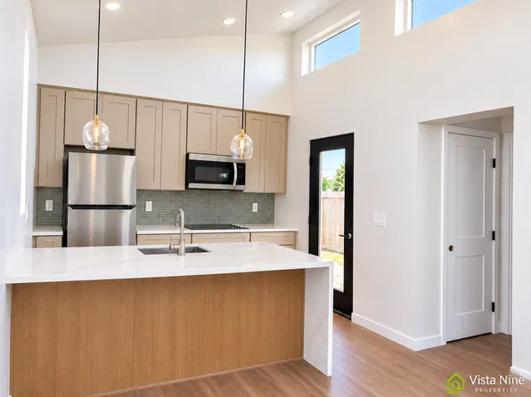 4892 Doliva Dr, San Diego, CA 92117