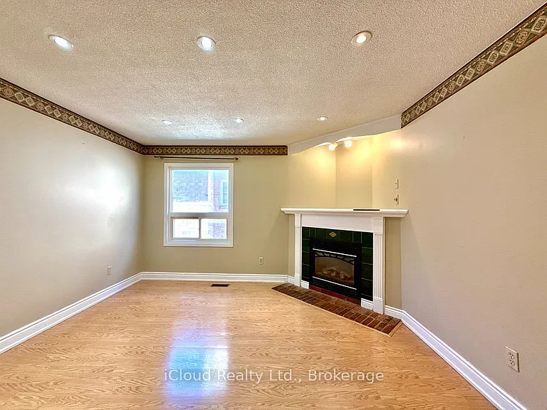 3 Dorking Dr — Photo 3