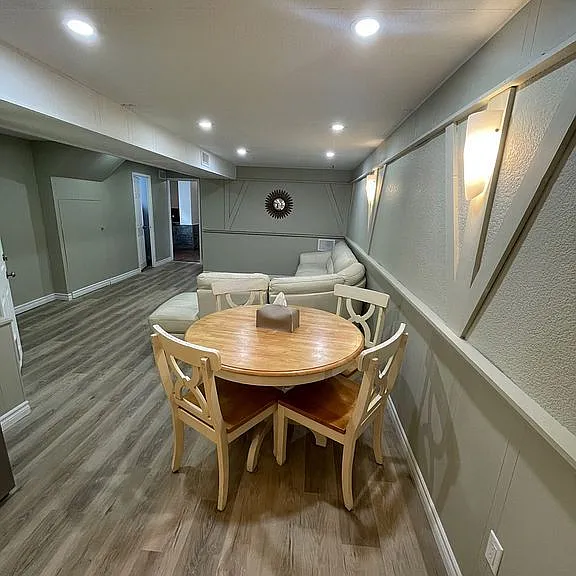 2403 Barclay Rd — Photo 12