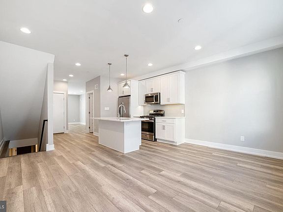 5th image of 1538 N 7th St #1