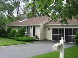 5 Raven St, Gloversville, NY 12078