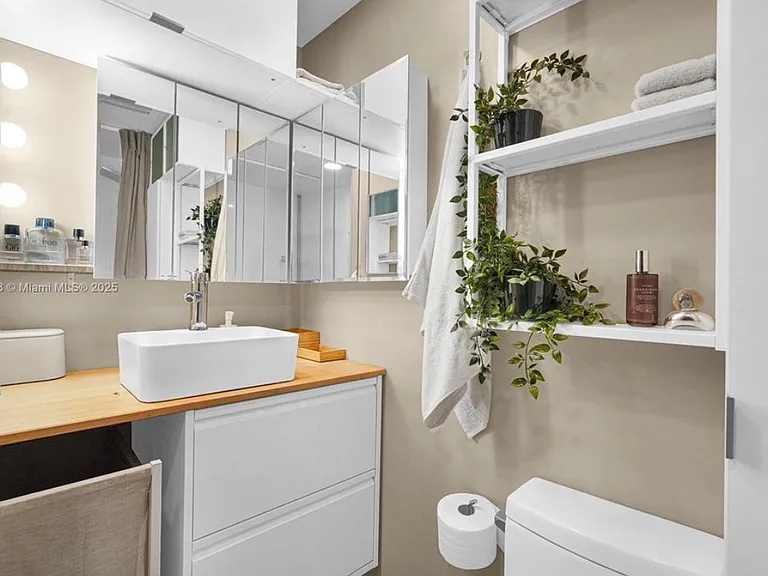 1750 N Bayshore Dr #3708 — Photo 15