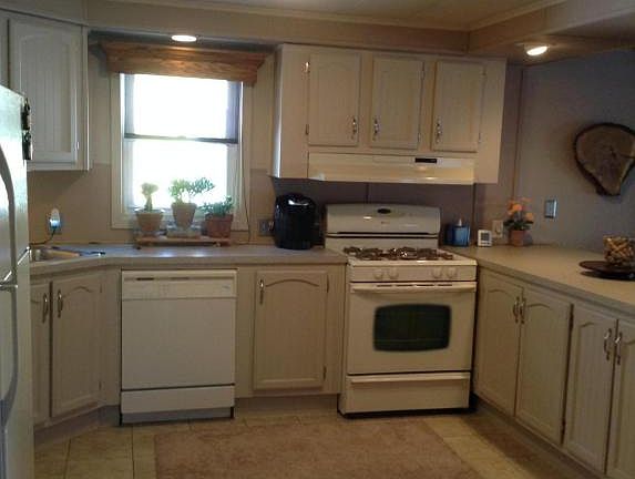 2nd image of 12952 Hazel Dr