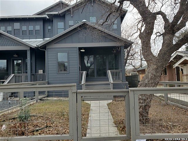 1st image of 1132 W Mistletoe #102
