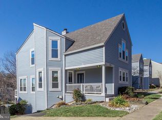 2072 Lake Audubon Ct, Reston, VA 20191