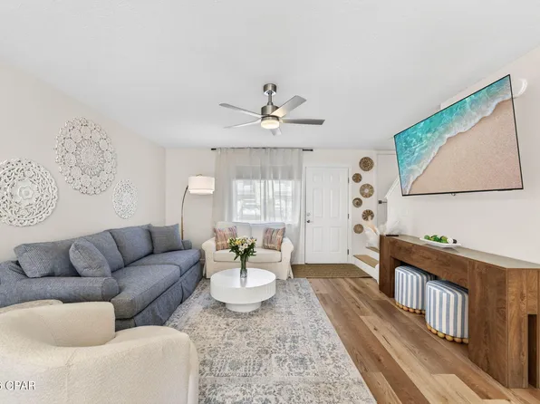 138 W Leslie Ln, Panama City Beach, FL 32407