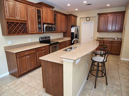 BT5P548RB-kitchen-and-bar