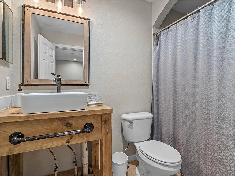 11829 Great Commission Way — Photo 19
