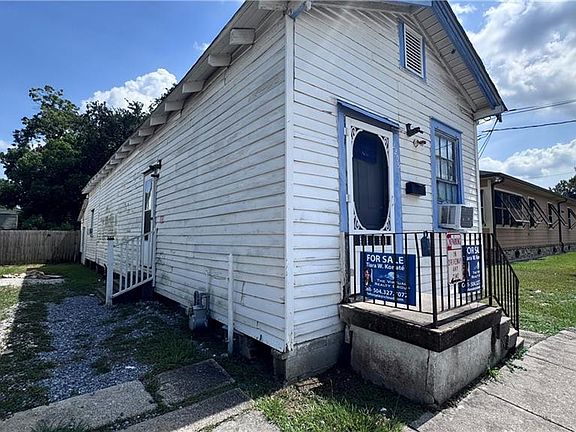 3rd image of 2209 Leonidas St
