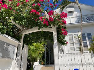 1211 South St APT 4, Key West, FL 33040