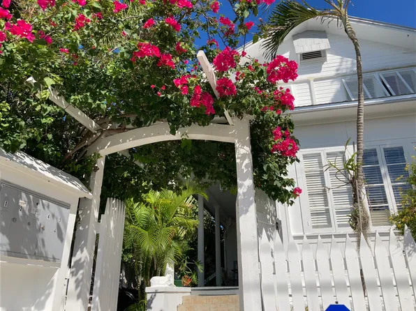 1211 South St APT 4, Key West, FL 33040