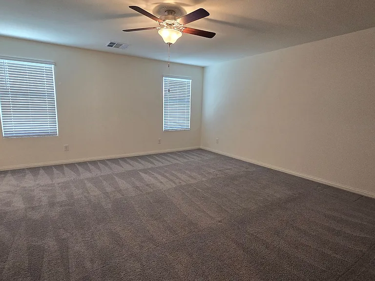 7647 Duran Harbor Ln — Photo 19