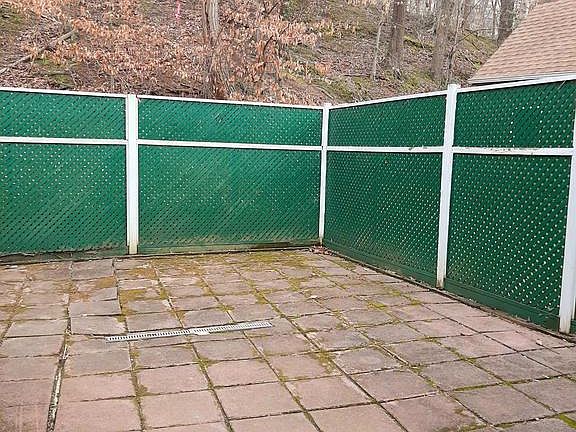 4th image of 17926 Curtis Dr