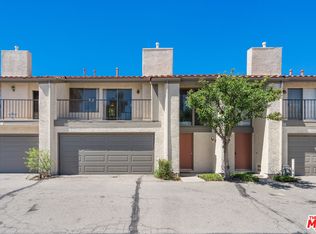 19547 Rinaldi St Unit 30, Porter Ranch, CA 91326
