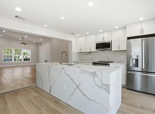 8336 Lagoon Rd, Fort Myers Beach, FL 33931