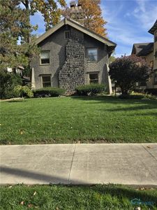 2244 Scottwood Ave, Toledo, OH, 43620