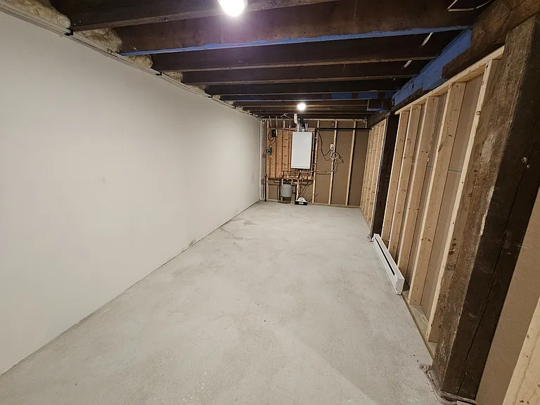 111 Hartwell St #2 — Photo 21