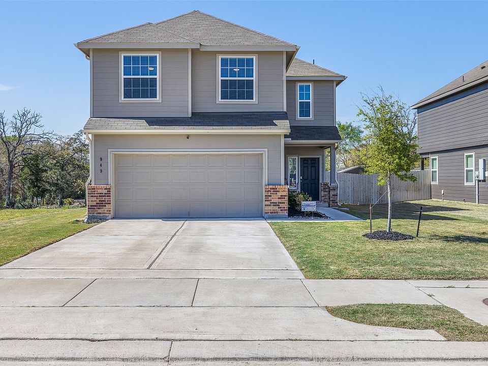 1st image of 943 Harper Ln