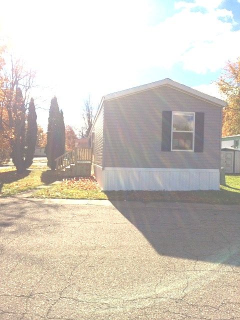 1st image of 47 Sparrow Hill Dr
