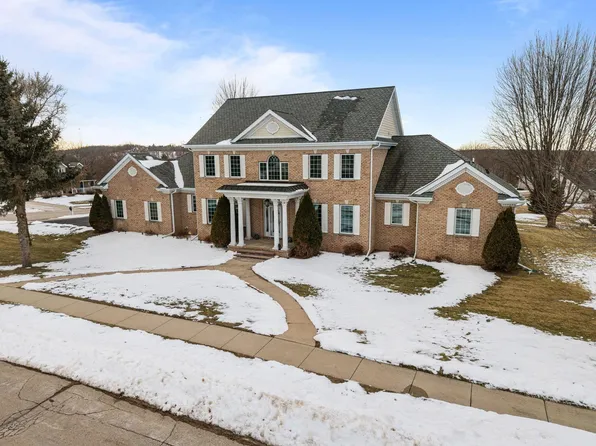 632 Cambridge Dr, Ripon, WI 54971