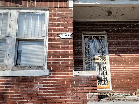 2nd image of 1148 Pierce St