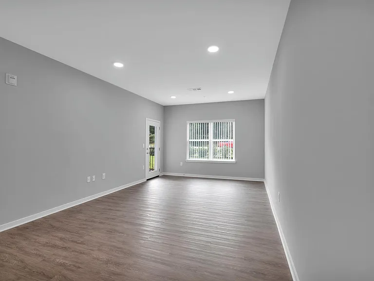 Saddle Brook Landings — Photo 30