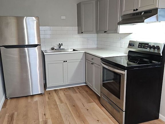 3rd image of 3424 Heatherton Dr APT 1