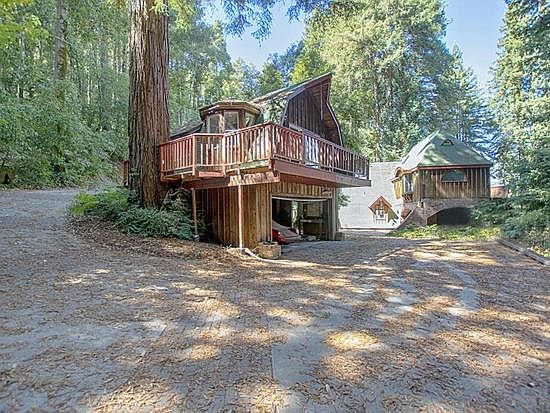 1st image of 860 Woodland Dr