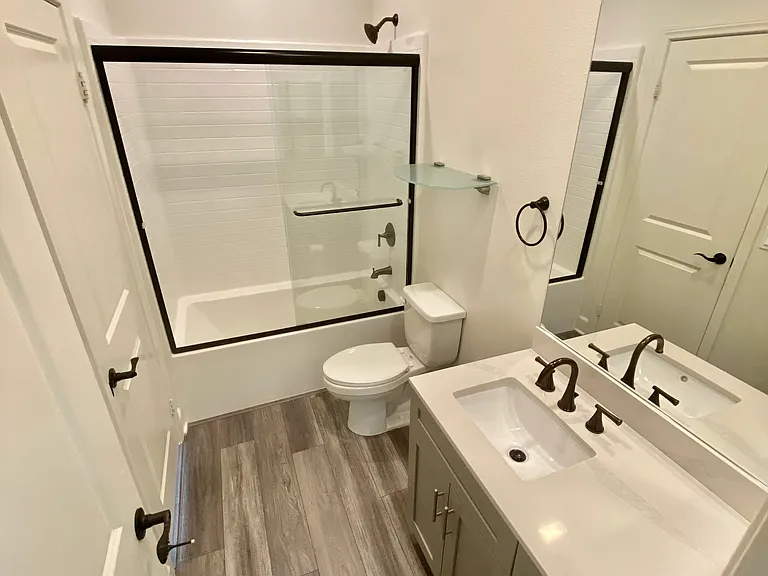 808 Ada St #1 — Photo 21