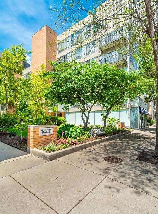 1st image of 1430 S Michigan Ave APT 303