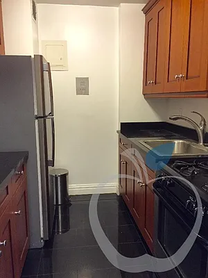 Rented by HOME RESIDENTIAL LLC | media 11