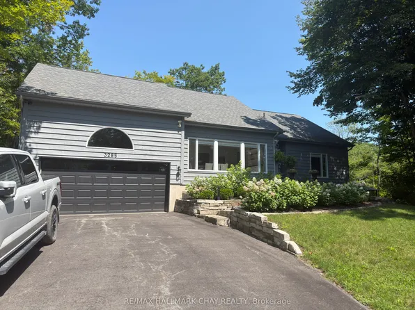 3285 Rockcliffe Ct, Severn, ON L0K 1E0