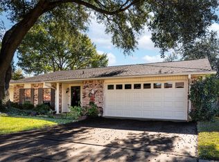 4016 Rushview Dr, Arlington, TX 76016