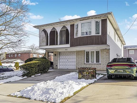 2nd image of 953 Forest Hill Rd