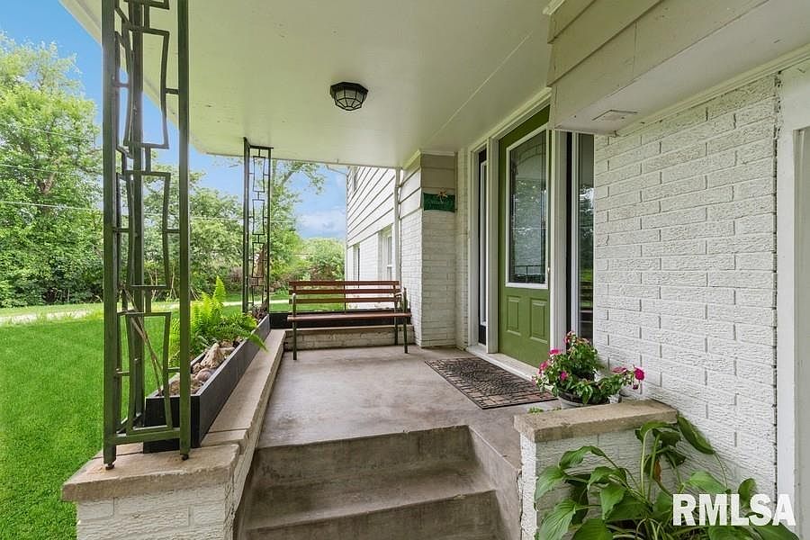 18225 249th Ave, Pleasant Valley, IA 52767 MLS QC4245246 Zillow