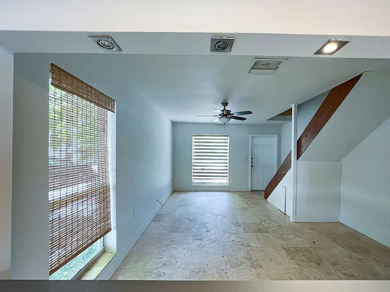 2900 Bird Ave — Photo 47